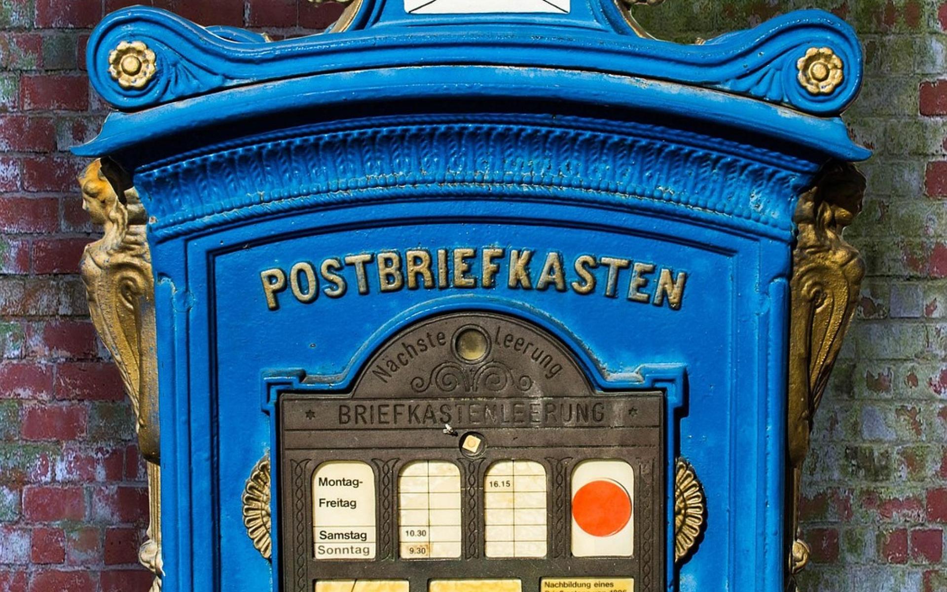 Postbriefkasten